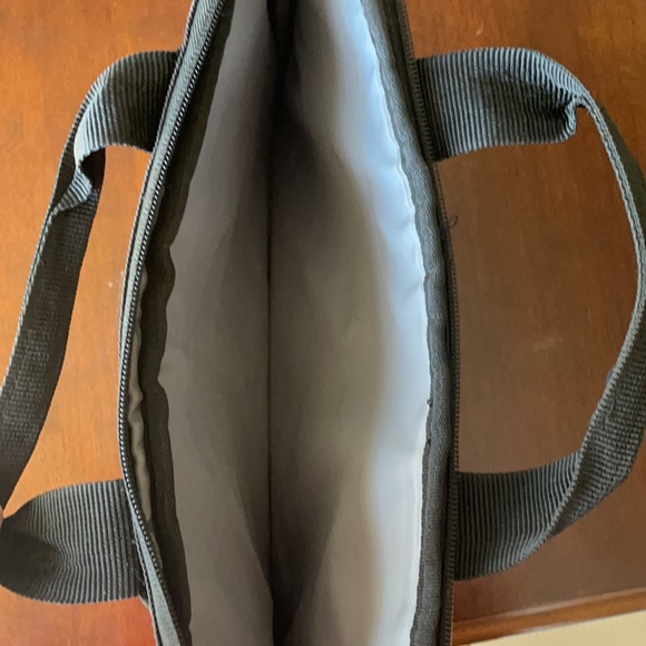 12” Slipskin Sleeve with Hideaway Handles - Picture 4 of 5